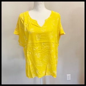 Style & Co Yellow Short Sleeve Loose For Top With White Animals